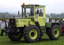 Tracteurs 4WD Mercedes-Benz Trac 1100