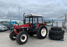 Tracteurs 4WD UTB Universal U 703 DTP