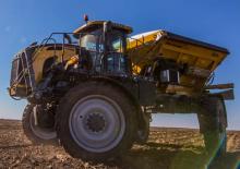 Tracteurs à chenilles Challenger MT740