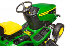 Tondeuses à gazon autoportées et tracteurs de jardin John Deere X167