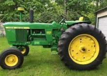 Tracteurs municipaux John Deere 4010