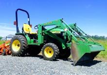 Tracteurs municipaux John Deere 4100