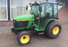 Tracteurs municipaux John Deere 4400