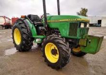 Tracteurs municipaux John Deere 5400N