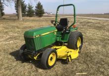 Tracteurs municipaux John Deere 955