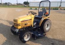 Tracteurs municipaux Challenger MT225B