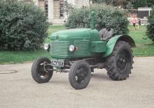 Tracteurs roues arrière Steyr 180