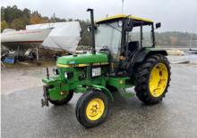 Tracteurs roues arrière John Deere 1950 HK