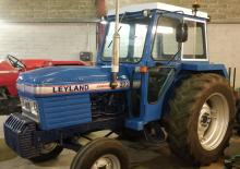 Tracteurs roues arrière Leyland 272
