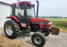 Tracteurs roues arrière Case IH 3230