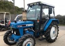 Tracteurs roues arrière Ford-NH 4130