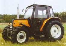 Tracteurs roues arrière Renault 50-12 LB