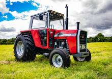 Tracteurs roues arrière Massey Ferguson 565