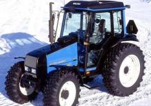 Tracteurs roues arrière Valtra 600-2