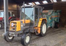 Tracteurs roues arrière Renault 85-12