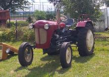 Tracteurs roues arrière Ursus C-325