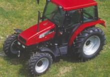 Tracteurs roues arrière Case IH CS 48