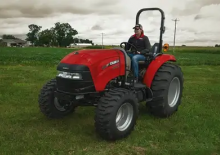 Tracteurs roues arrière Case IH Farmall Compact 40C