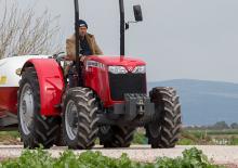 Tracteurs roues arrière Massey Ferguson MF 2620 Xtra