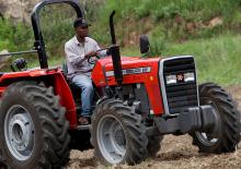 Tracteurs roues arrière Massey Ferguson MF 268 Xtra