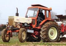 Tracteurs roues arrière Belarus MTZ-80