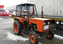 Tracteurs roues arrière UTB Universal U 260