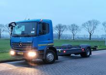 Tracteurs routiers Mercedes-Benz Atego 1327 AK