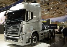 Tracteurs routiers Hyundai Commercial Vehicles P520.64 D6CB41