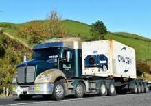 Tracteurs routiers Kenworth T410 Day Cab MX13 8x4