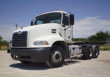 Tracteurs routiers Mack VISION CA65 Conventional CXN602 AC-460P ASET 4x2
