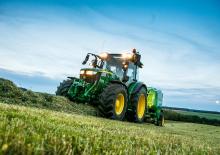 Tracteurs 4WD John Deere 5115R