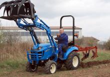 Tracteurs 4WD LS J27 HST