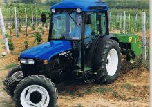 Tracteurs 4WD New Holland TN 70 F DT (101/100)