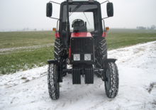 Tracteurs roues arrière Belarus 800