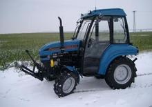 Tracteurs 4WD Belarus 321