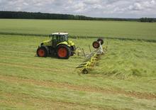 Tracteurs 4WD Claas Arion 410