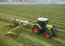 Tracteurs 4WD Claas Arion 550