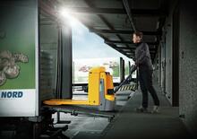 Transpalette ellectr. timon des piétons à partir du sol Jungheinrich EJE 225r