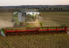 Moissonneuse-batteuses à barres de coupe Claas ConVio Flex 1380