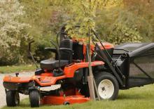 Véhicules communaux multi-usages à diesel diesel Kubota GZD  21 HD