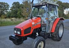 Véhicules communaux multi-usages à diesel diesel Massey Ferguson MF 4315 (A)