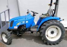 Véhicules communaux multi-usages à diesel diesel New Holland TC 31 DA