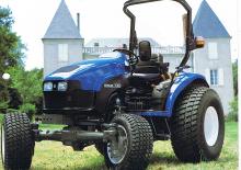 Véhicules communaux multi-usages à diesel diesel New Holland TC 40 D