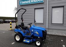 Véhicules communaux multi-usages à diesel diesel New Holland TZ 21