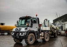 Véhicules communaux multi-usages à diesel diesel Unimog U 423