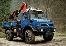 Véhicules communaux multi-usages à diesel diesel Unimog U 5000