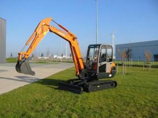 ちーびた Hitachi ZX 50 Fiches techniques & données techniques (2003-2010